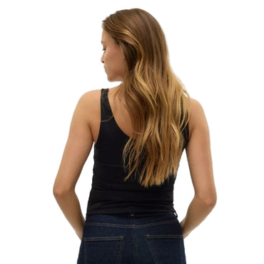 Boozt app page on a smartphone with a woman wearing a black tank top and jeans.