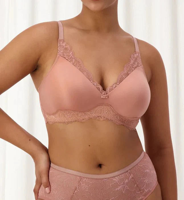 https://cdn.shopify.com/s/files/1/0627/5288/2946/files/Wirefree-padded-bras-Amourette-Charm-Bra-Triumph-Lingerie-Pink-10201694-7014-PR-v2.webp?v=1753592634