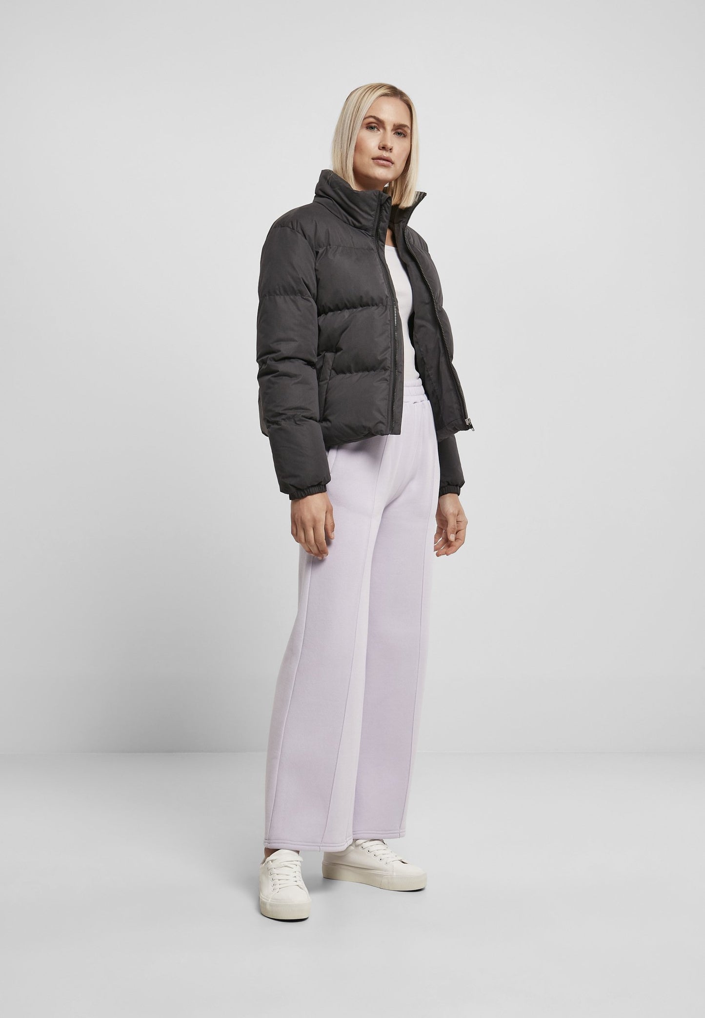 Urban Classics Women's Puffer Winter Jacket: Warm, Stylish, Windproof Black