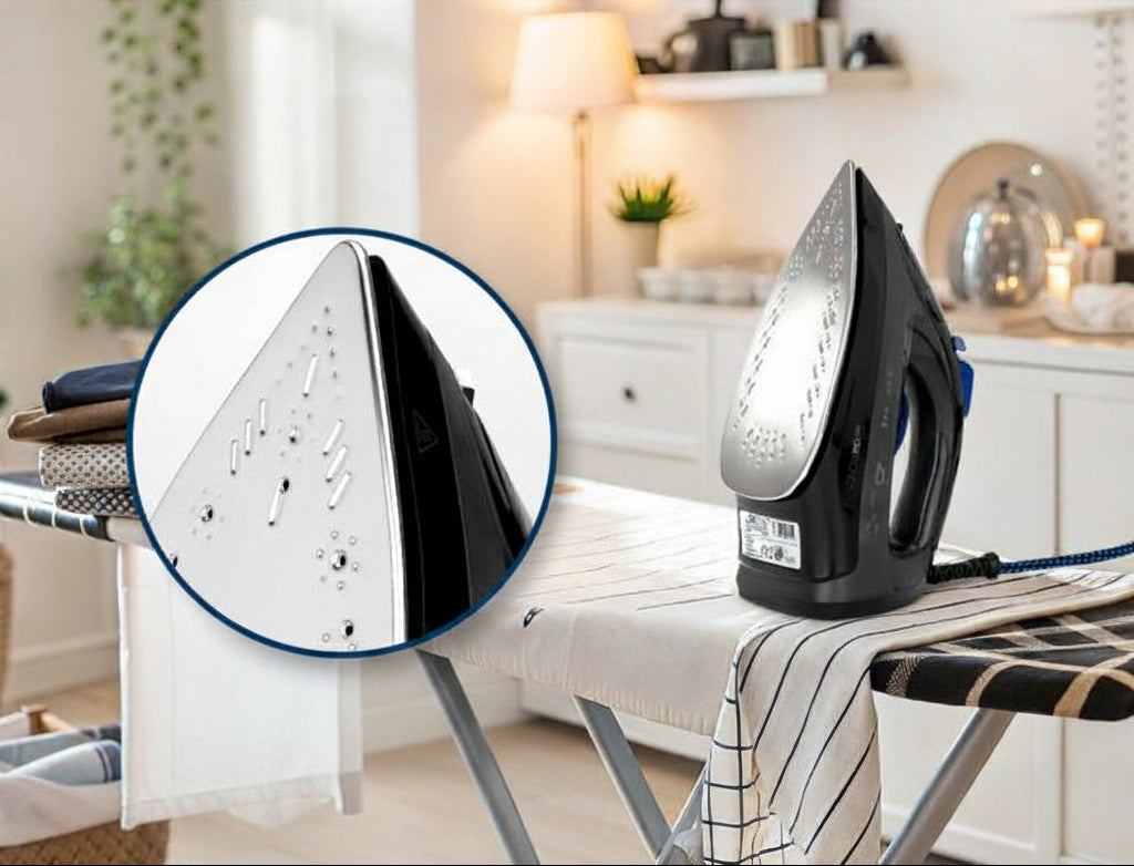 Clatronic DB 3703 Steam Iron 1800W Stainless Steel Soleplate Black Blue