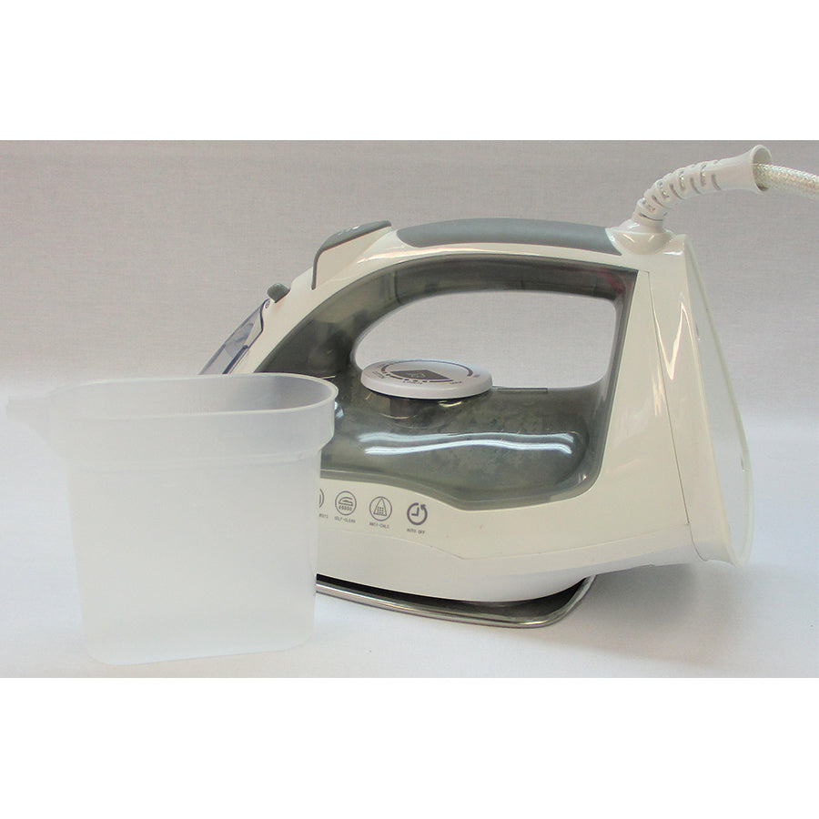 Amazon Basics Cordless Steam Iron with Stainless Steel Soleplate Smooth Glide