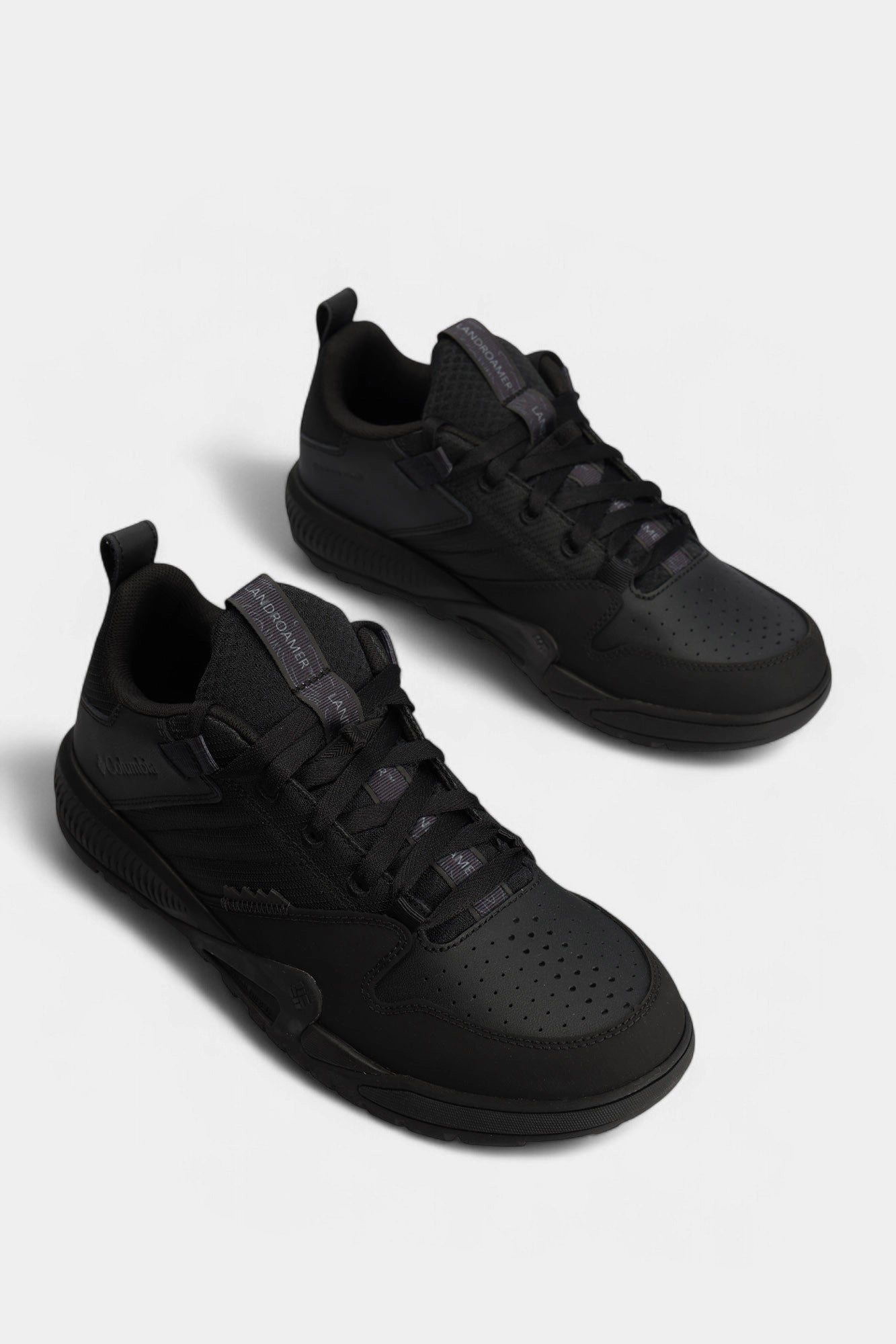 Columbia Men's Black Lifestyle Sneakers: Durable Comfort for Everyday Versatile Wear