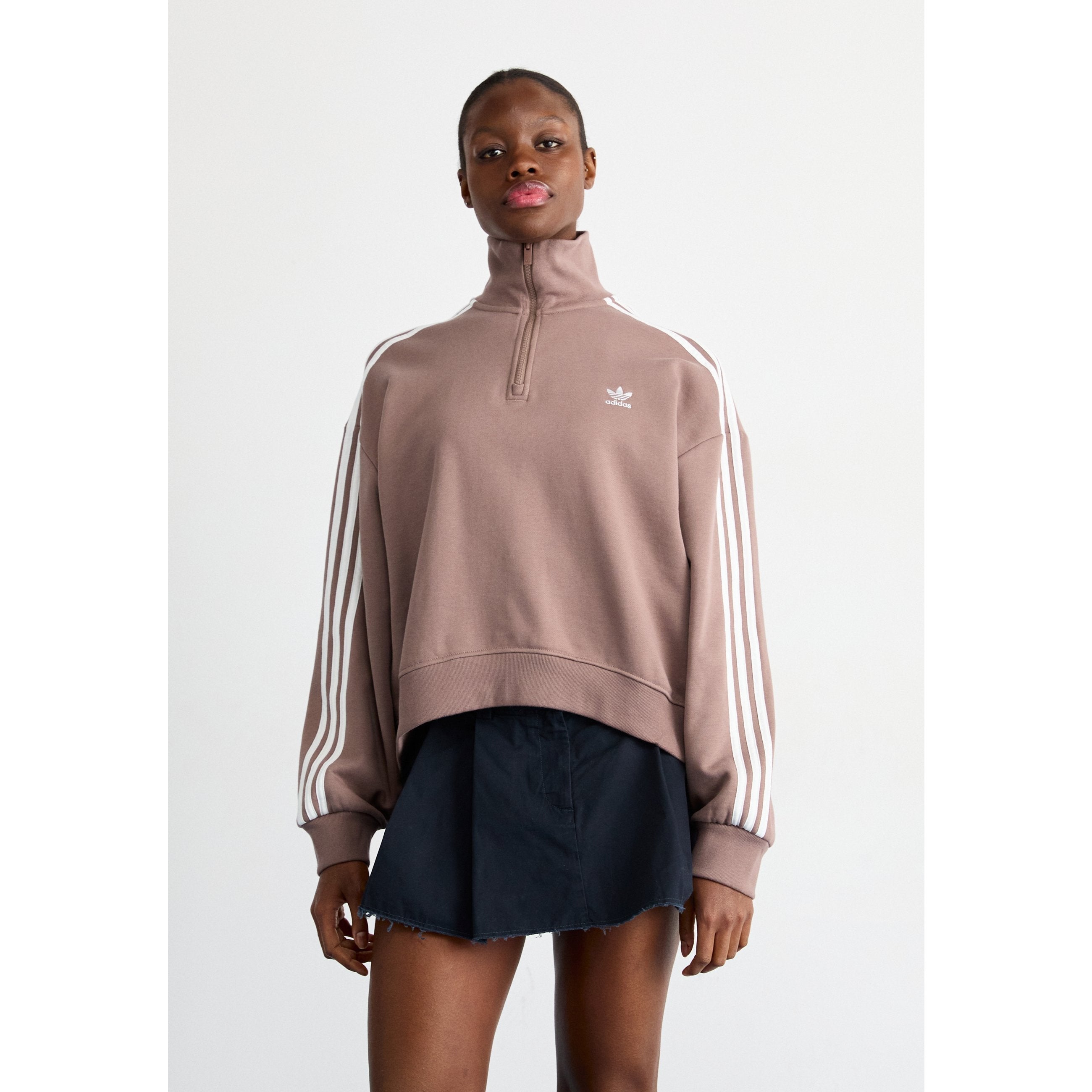Comfortable adidas Originals Half-Zip Crew Neck Sweatshirt in Stylish Trace Brown