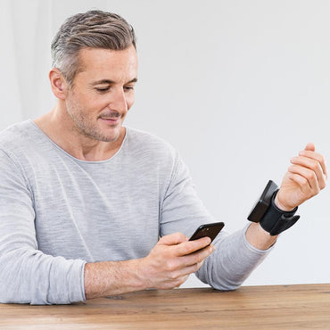 Beurer BC 54 Bluetooth Smart Wrist Blood Pressure Monitor with Inflation Technology