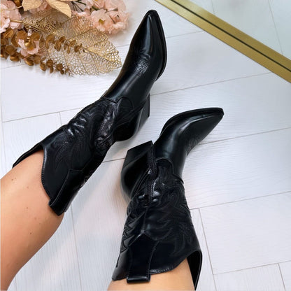 Sleek All-Black DES953 Western Cowboy Boots with 3-Inch Stacked Heel