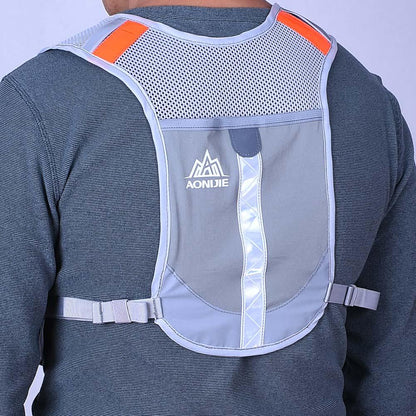AONIJIE Reflective E884 Running Hydration Pack - Gomix Brands Outlet