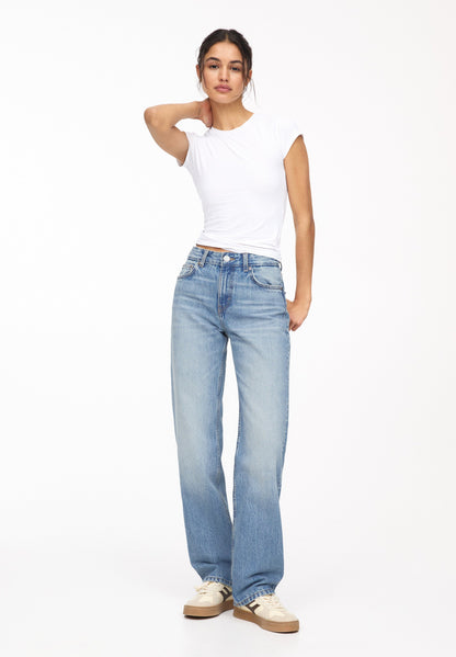 PULL&BEAR Women's Mid-Waist Straight Leg Jeans in Classic Blue Denim