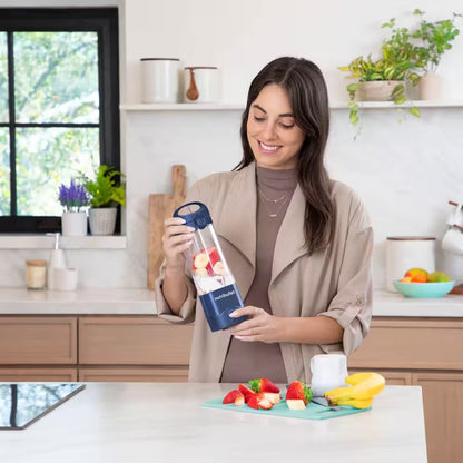 https://static.ananas.rs/assets/Product_Images/WhiteGoods/nutribullet_nbp003nbl_portable_blender_2000mah_plavi/d4725fd294e37aee.jpeg