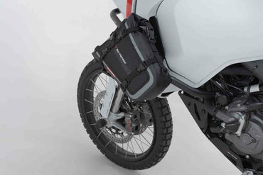 https://cdn.shopify.com/s/files/1/0587/6468/9606/files/drybag80l2.jpg?v=1699909756