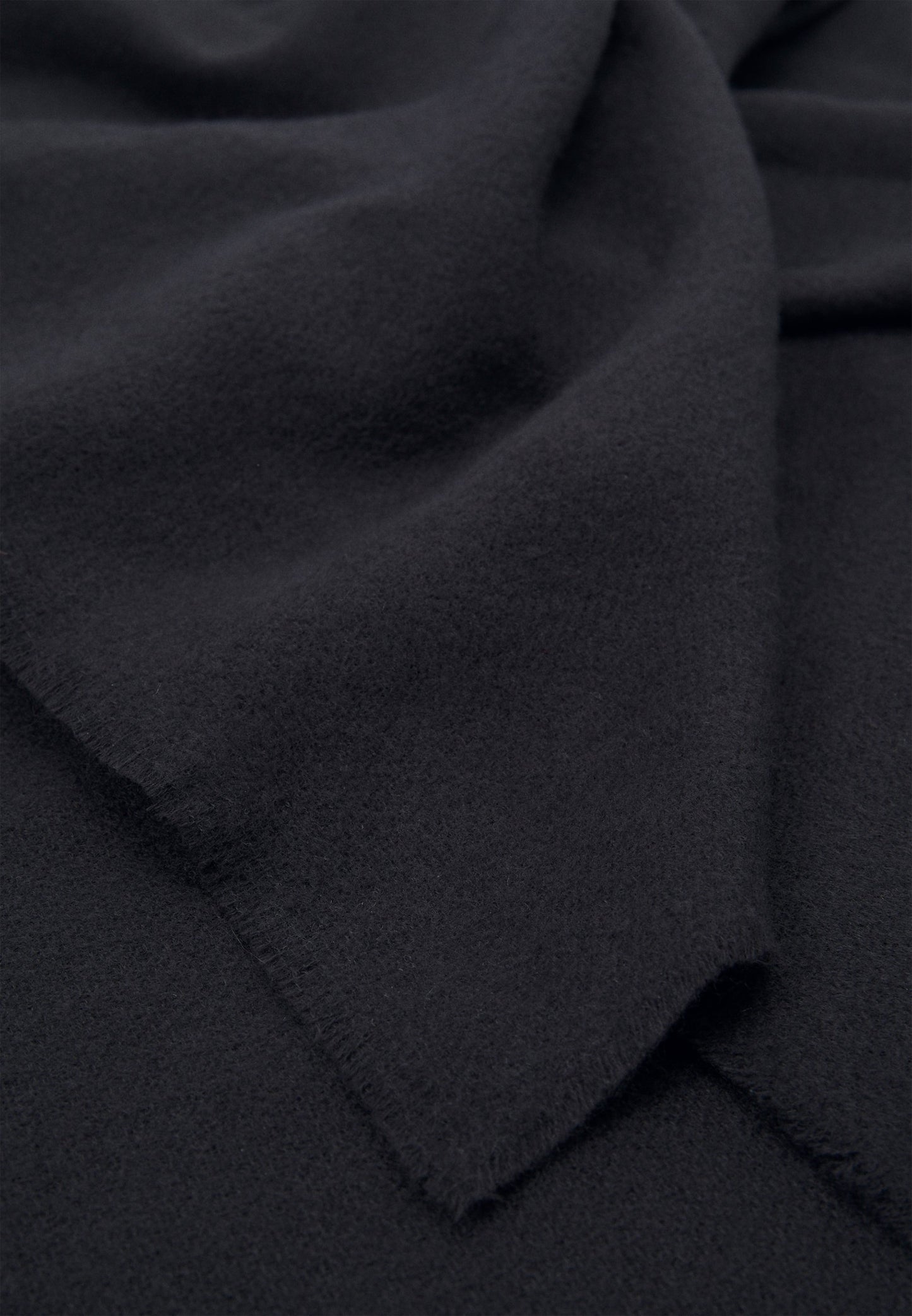 Zign Timeless Black Polyester Scarf with Fringes - Versatile One Size Accessory