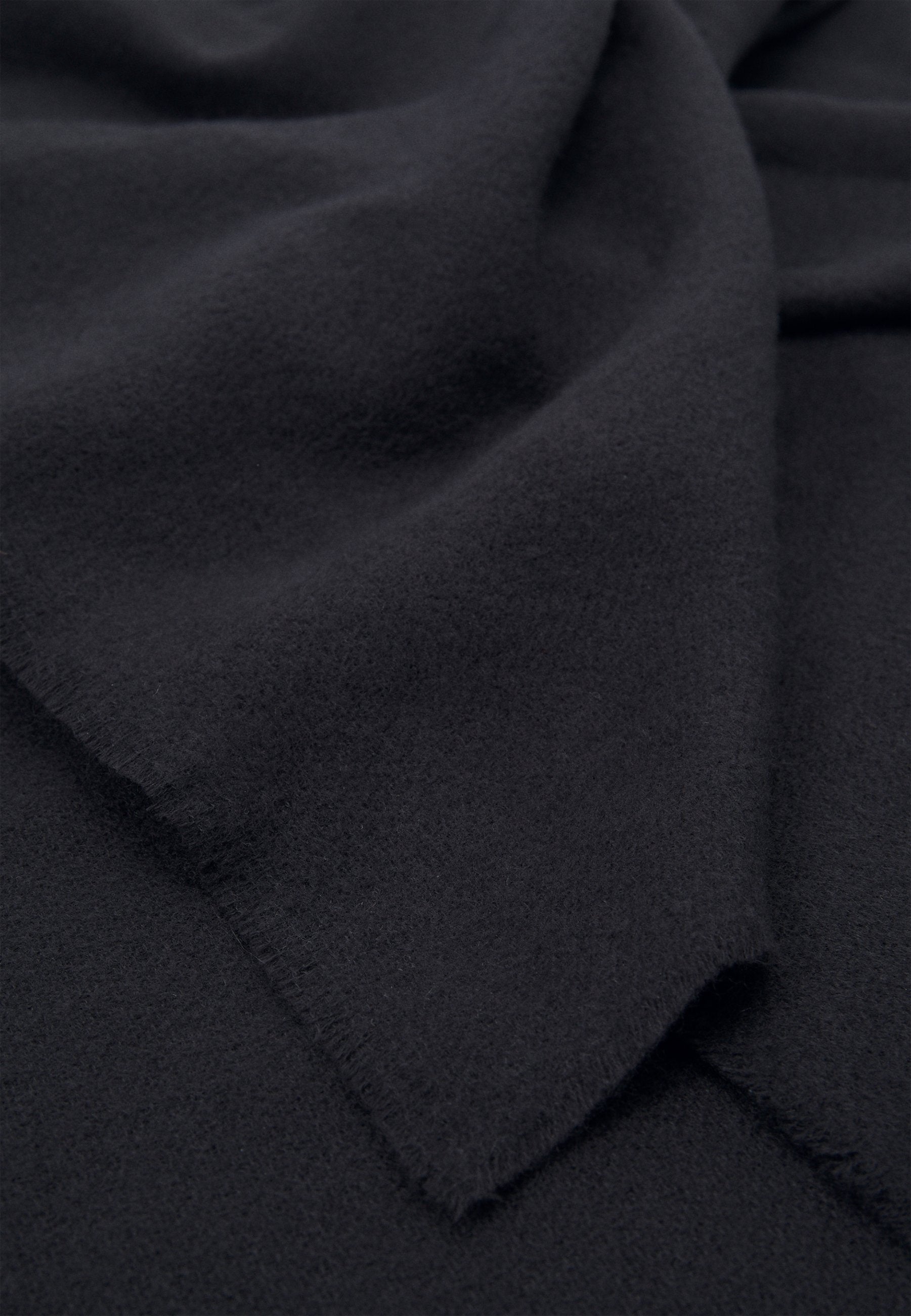 Zign Timeless Black Polyester Scarf with Fringes - Versatile One Size Accessory