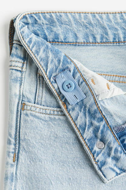 H&M Relaxed Tapered Fit Jeans