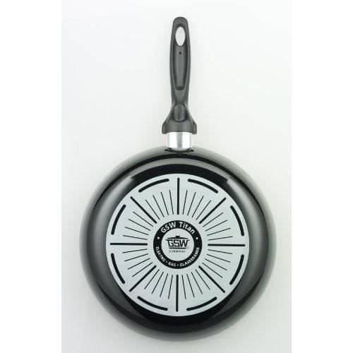 https://www.cdiscount.com/pdt2/2/4/6/1/700x700/gsw4005643170246/rw/gsw-titan-poele-a-braiser-24-cm-170246.jpg