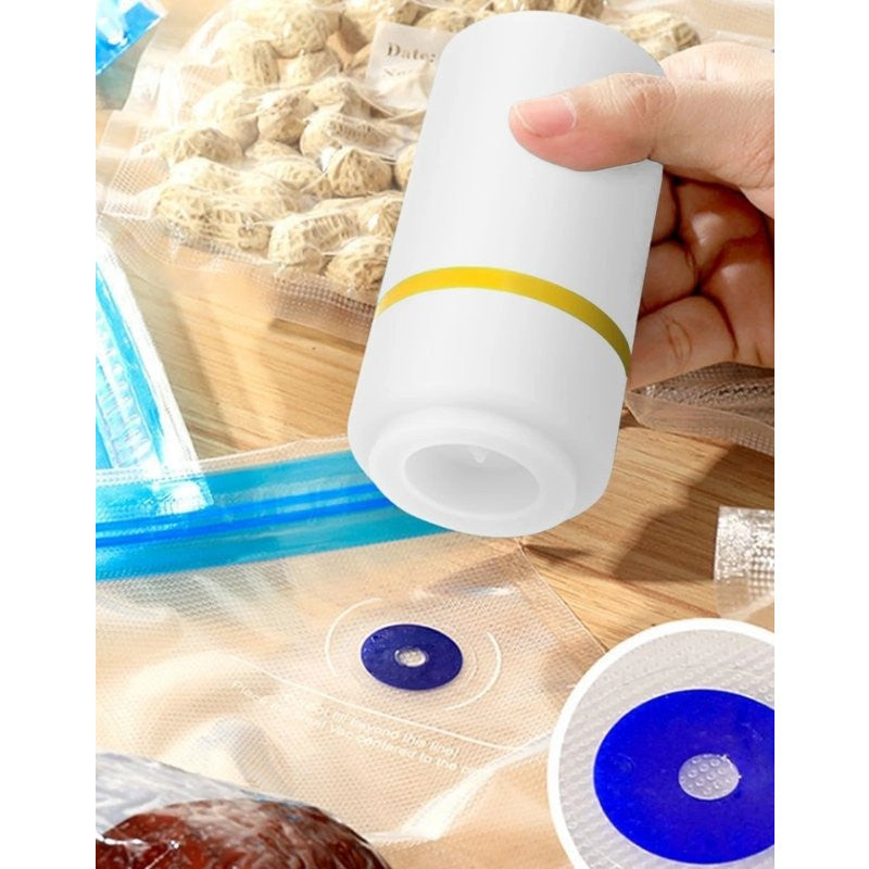 https://cdn.shopify.com/s/files/1/0692/7404/2546/files/handheld-vacuum-sealer-for-food-bags.jpg?v=1758206296