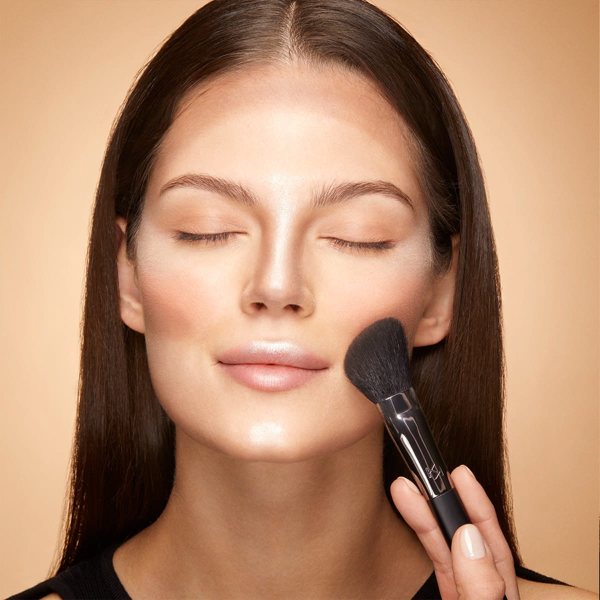 KIKO MILANO Face 10 Angled Blush Bronzer Highlighter Brush Natural Fibers
