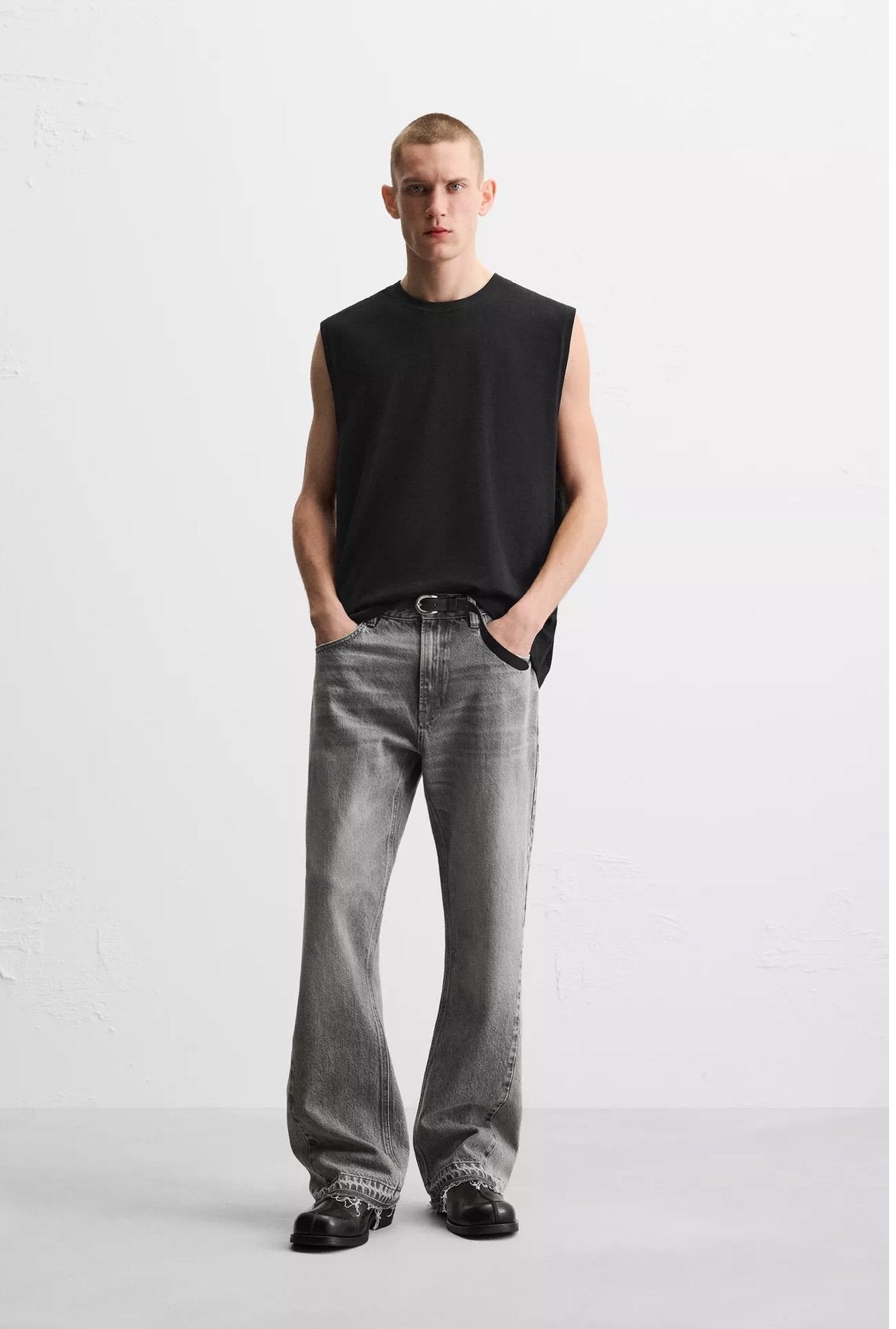 Zara Grey Flare Fit Jeans with Five Pocket Design