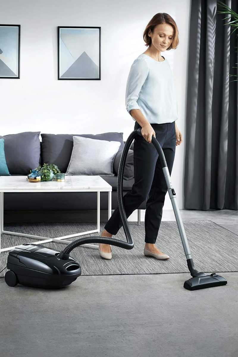 Silvercrest SBBK 700 A1 Powerful Compact Bagged Vacuum Cleaner with EPA-12 Filter
