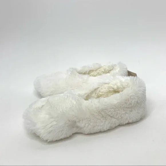 Target White Faux Fur Sherpa Slip-On Slipper Socks with Grippers - Gomix Brands Outlet