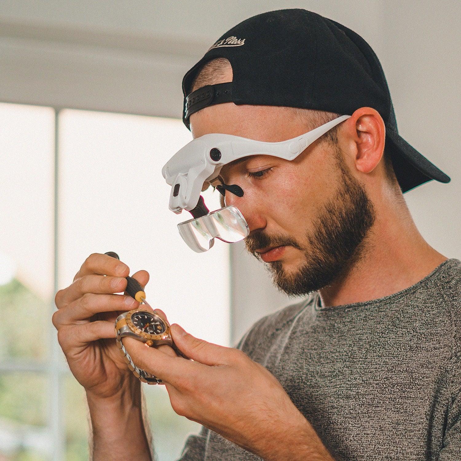 https://cdn.shopify.com/s/files/1/0783/4651/8838/files/maginon-magnifying-glasses-with-led-lights-lb-100-european-house-hold-2.jpg?v=1706567368