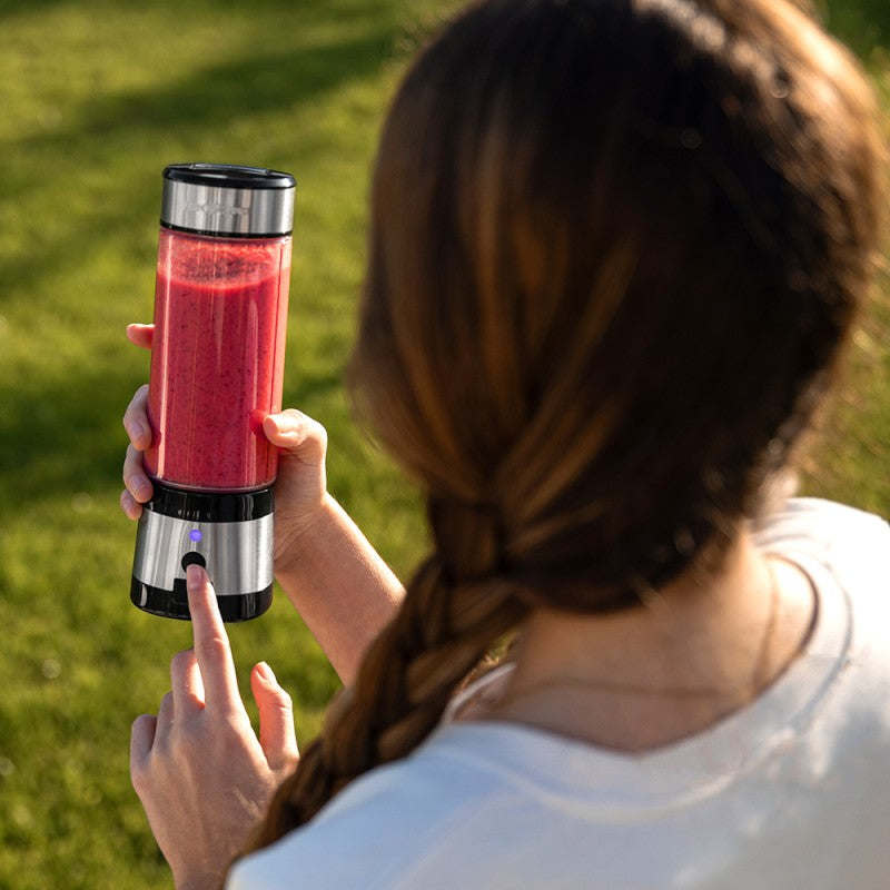 https://cdn.habitium.com/ie/4811295-large_default/portable-usb-personal-blender-126w-black-single-serve-bottle-rechargeable-battery-powered-cecotec.jpg