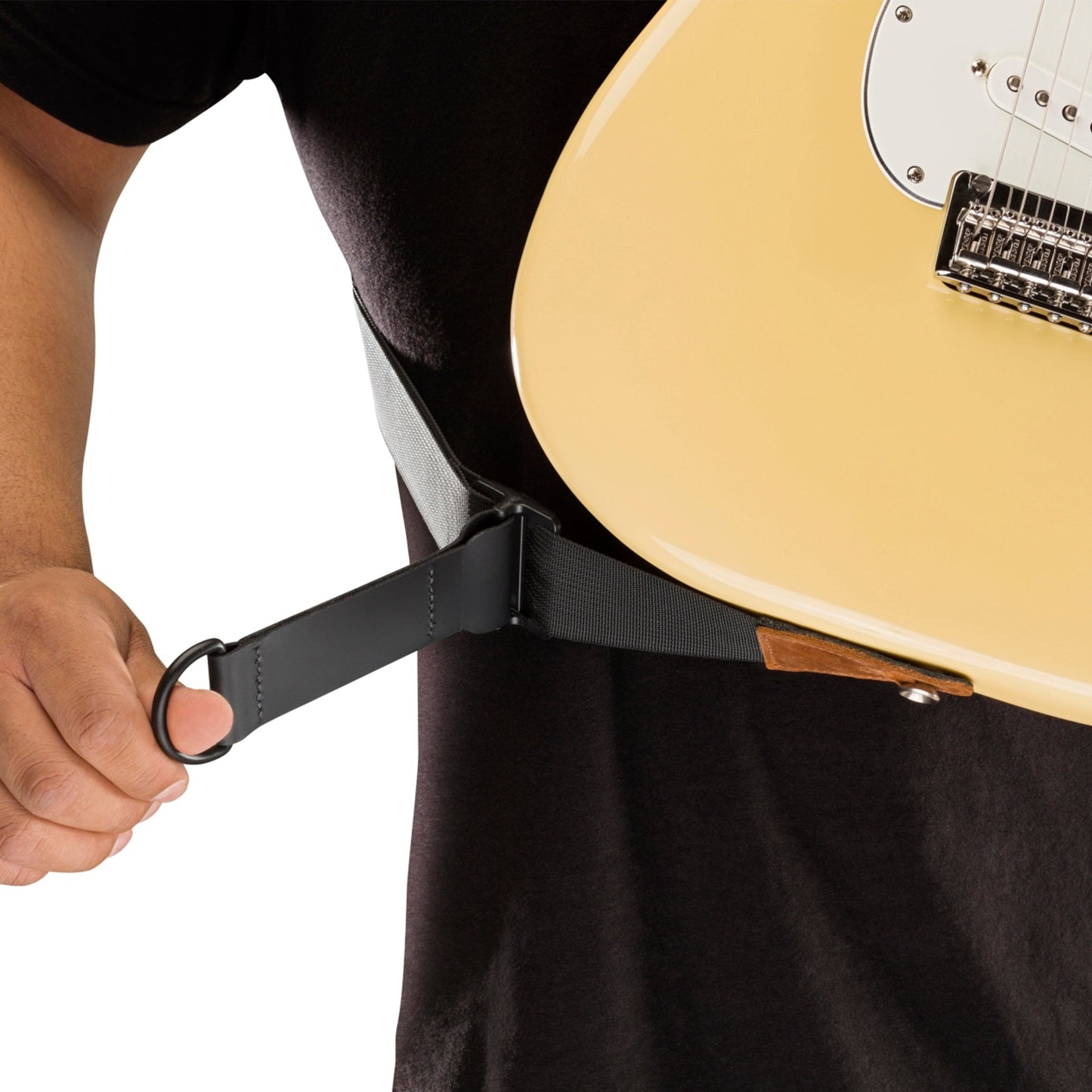 Fender Right Height Adjustable Cognac Guitar Strap – Crazy Horse Leather