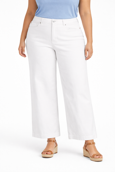 Lee Women's White Capri Midrise Pants