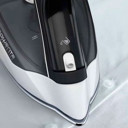 Rowenta DX1530D1 2200W Professional High Steam Iron Black