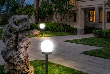 Tobago Outdoor Solar Stake Lights LED, 2-Pack